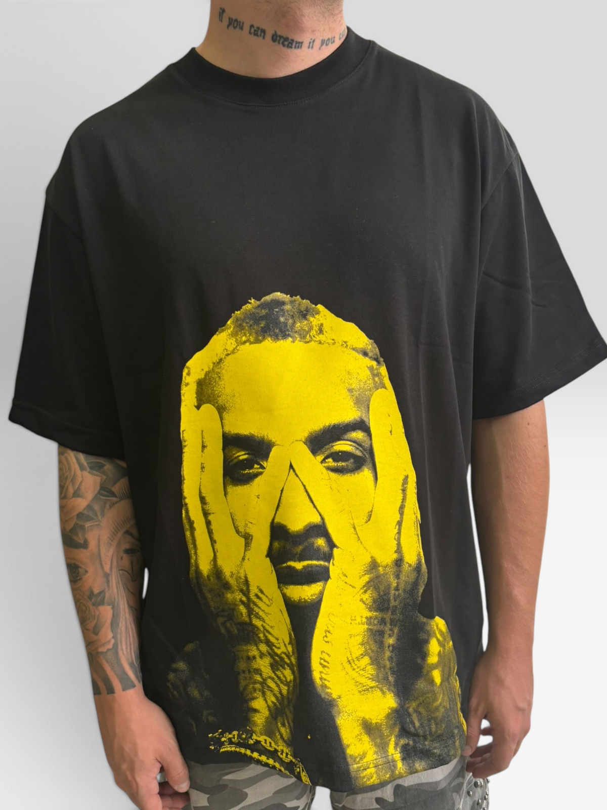 T-shirt face