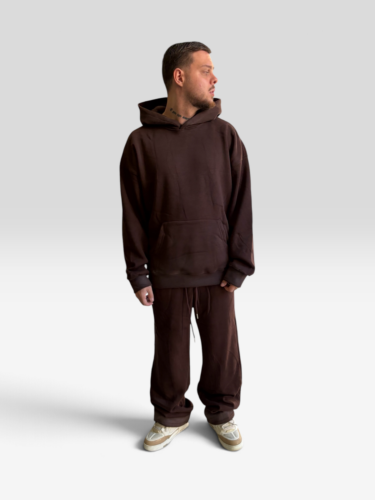 Tracksuit brown