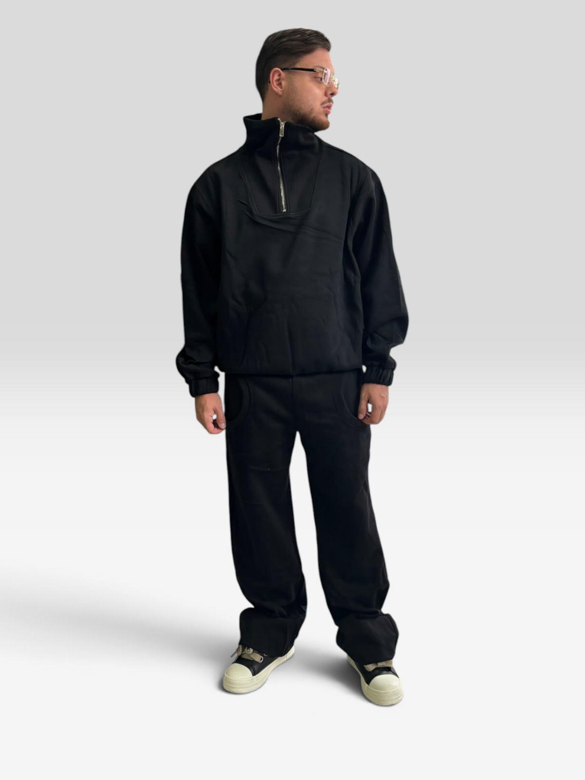 TRACKSUIT BLACK