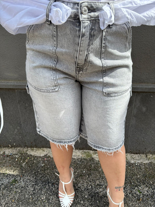 bermuda carpenter girl