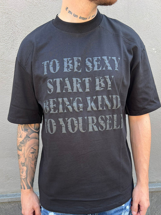 t-shirt black to be
